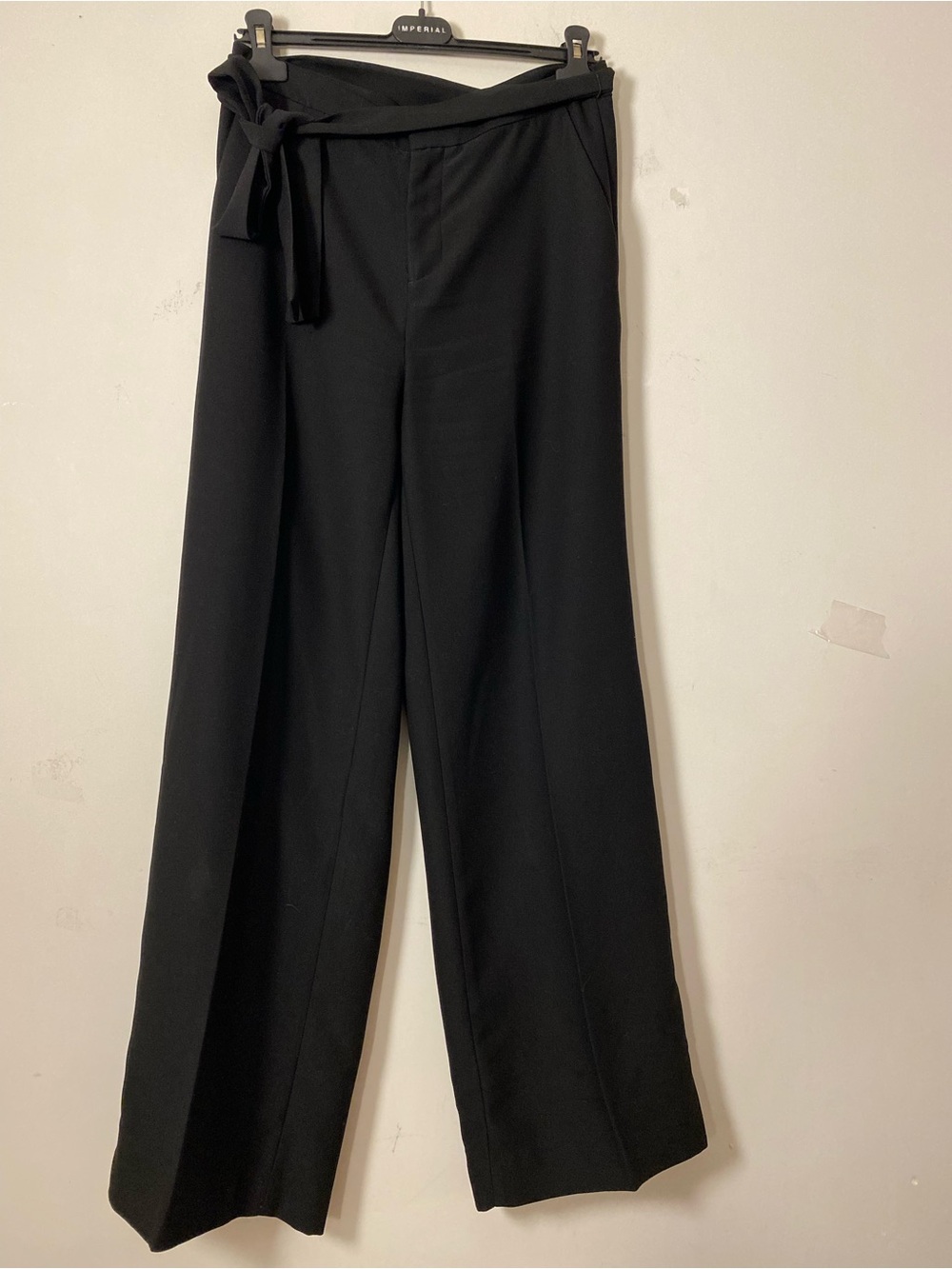 Black Wide-Leg Tie-Waist Pants by